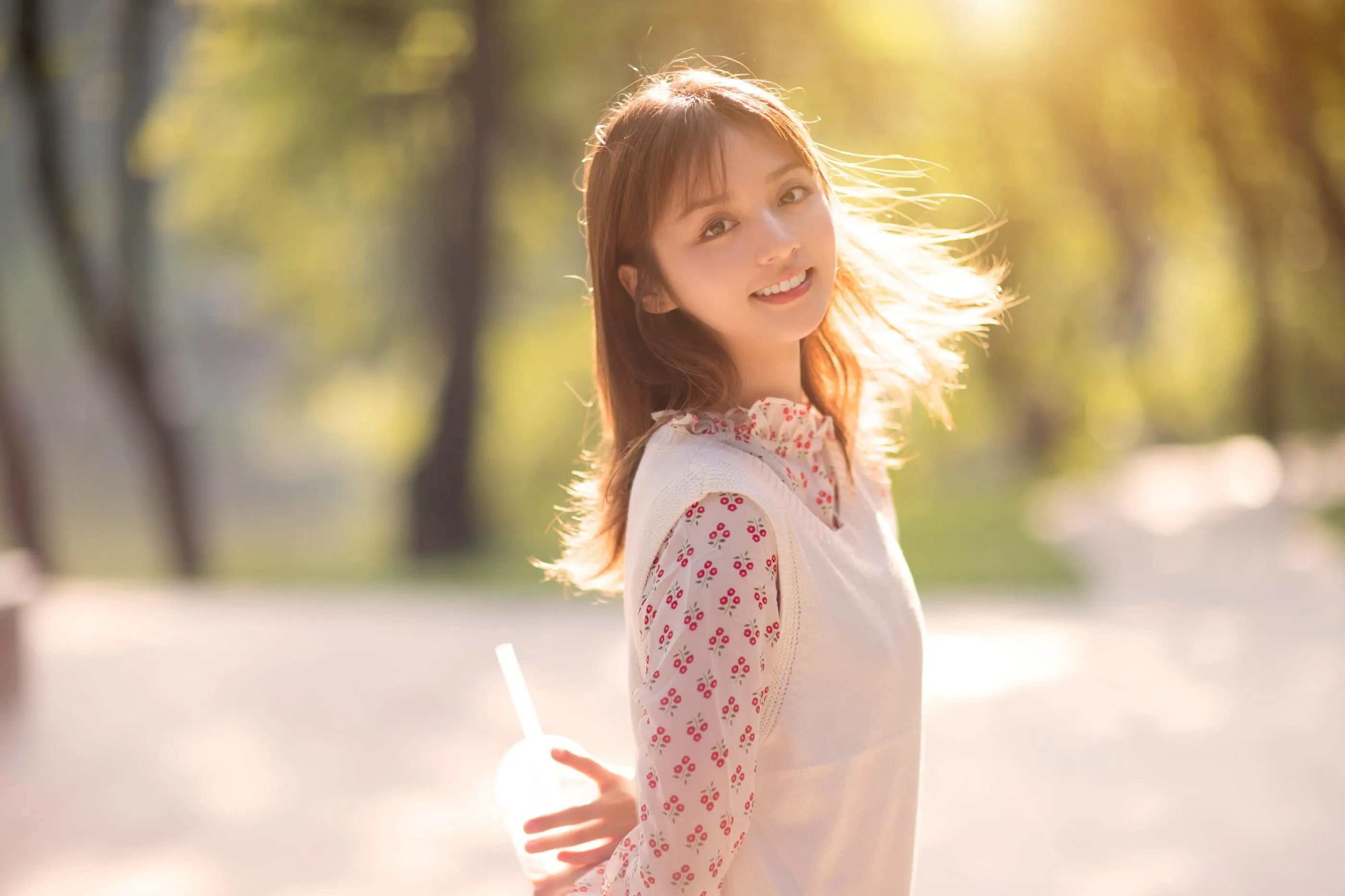 [YITUYU艺图语]2021.09.27 逆光 雨文 [23P]插图6